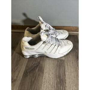 Nike Shox NZ Womens Size 10.5 White Running Athletic Shoes Sneakers 314561-109